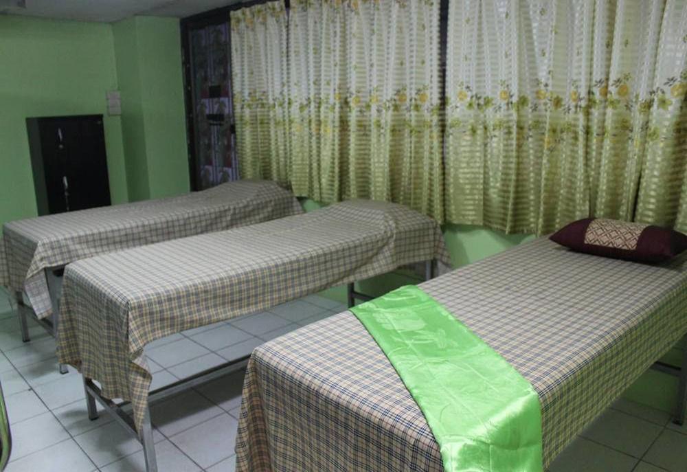 Chon Inter Hotel Chonburi Exterior photo