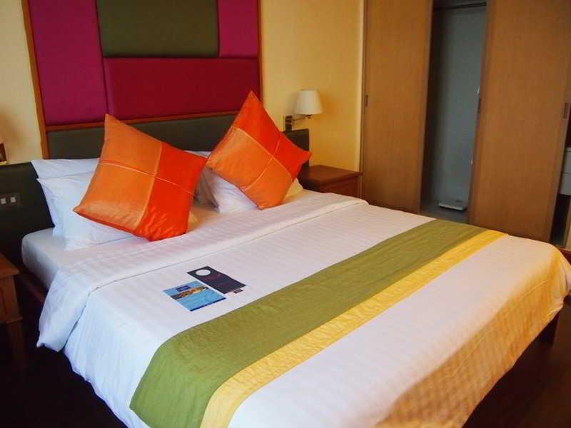Chon Inter Hotel Chonburi Exterior photo